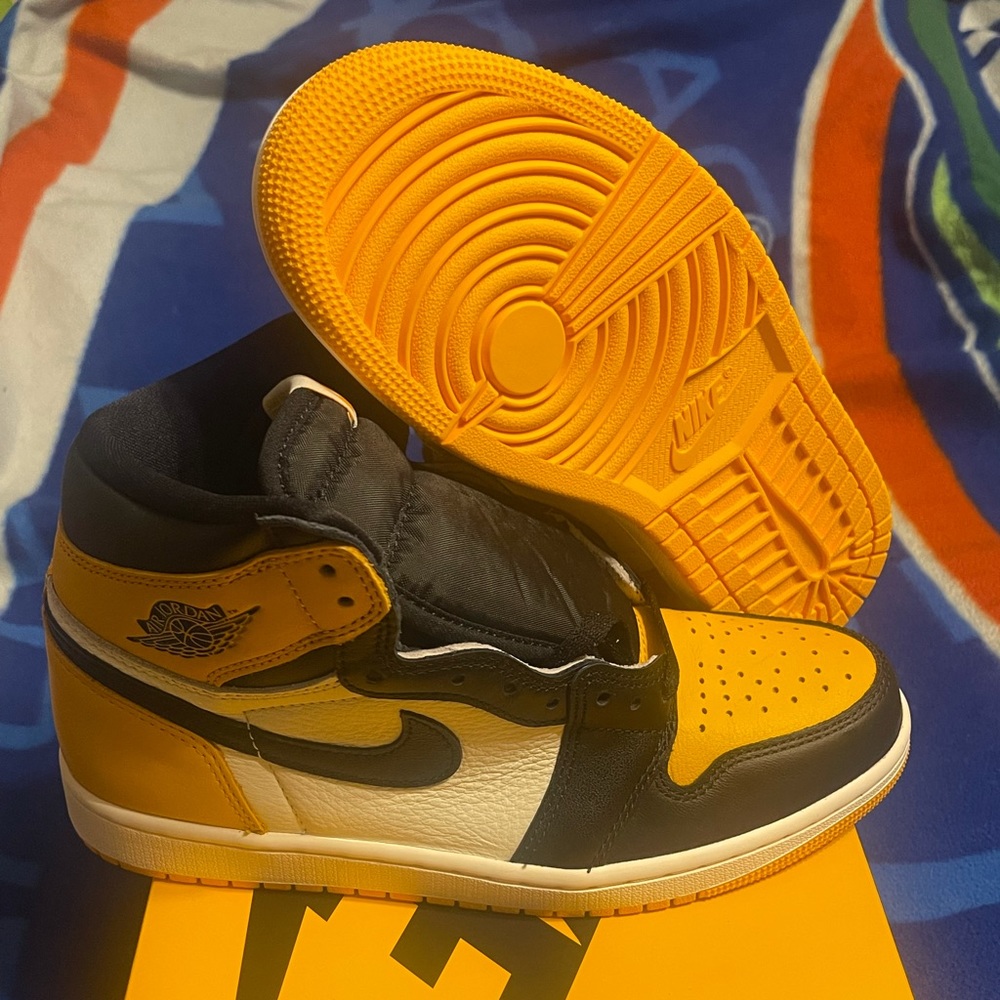 ‼️SOLDDDDD‼️Jordan 1 High OG Yellow Toe